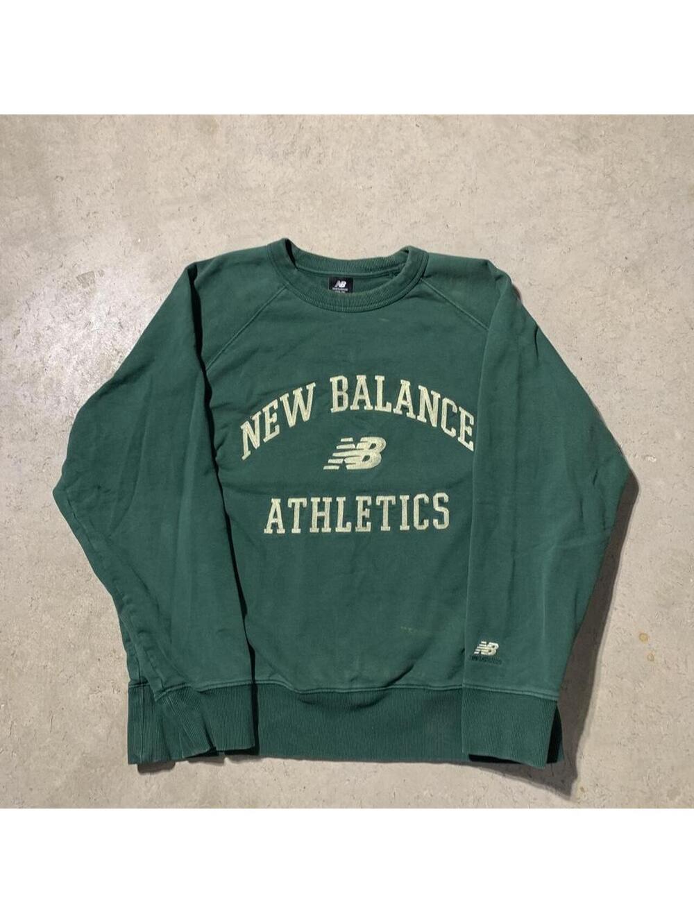Vintage Y2K New Balance Athletics Sweatshirt Green Mens Large Spellout